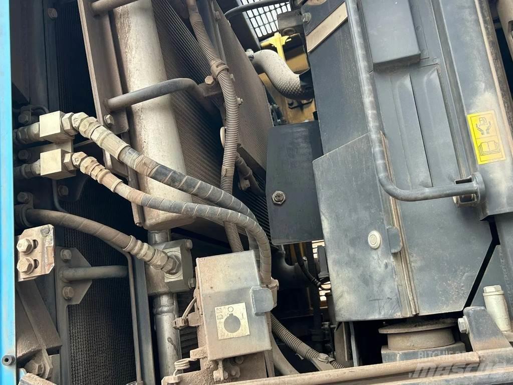 Komatsu WA470-7 Wheel loaders