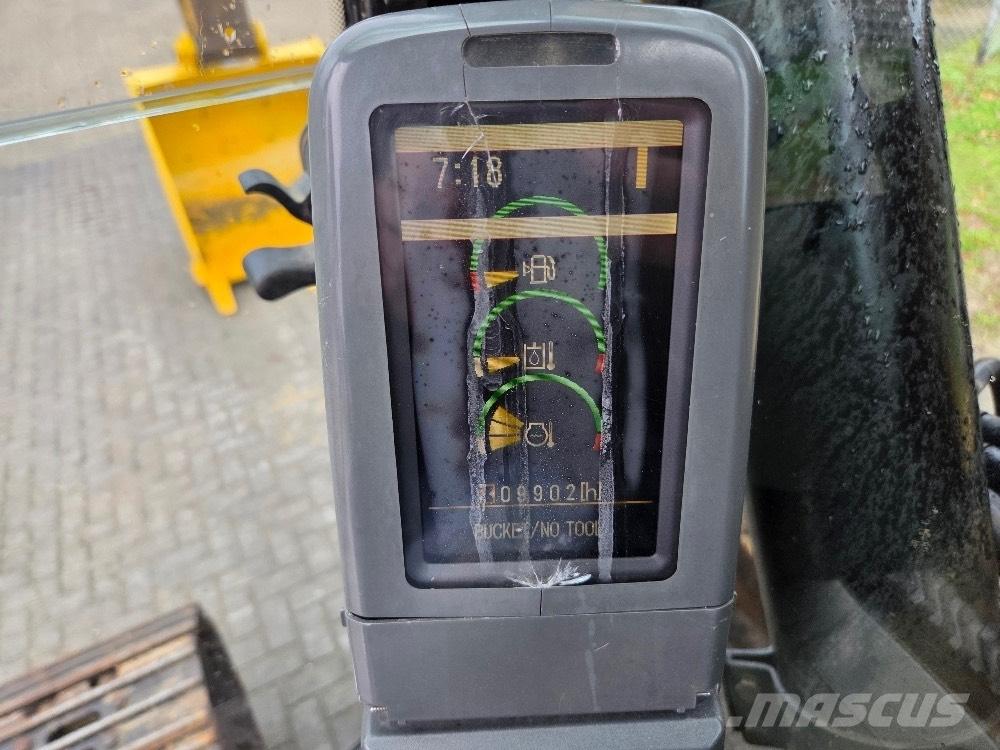 CAT 323DL Crawler excavators