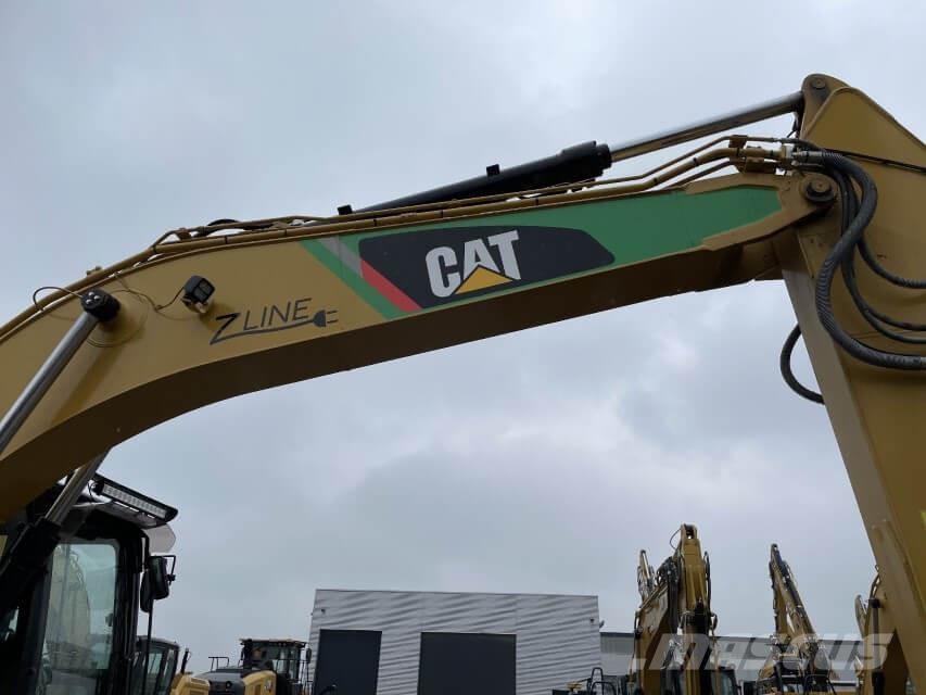 CAT 323F Z-Line Crawler excavators
