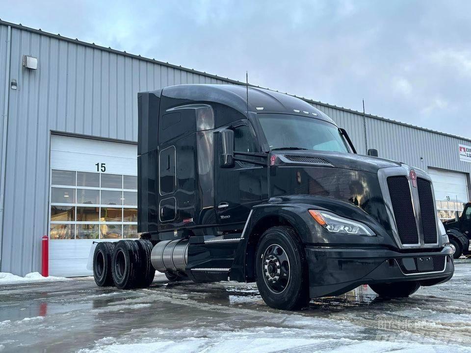 Kenworth T 680 Tractor Units