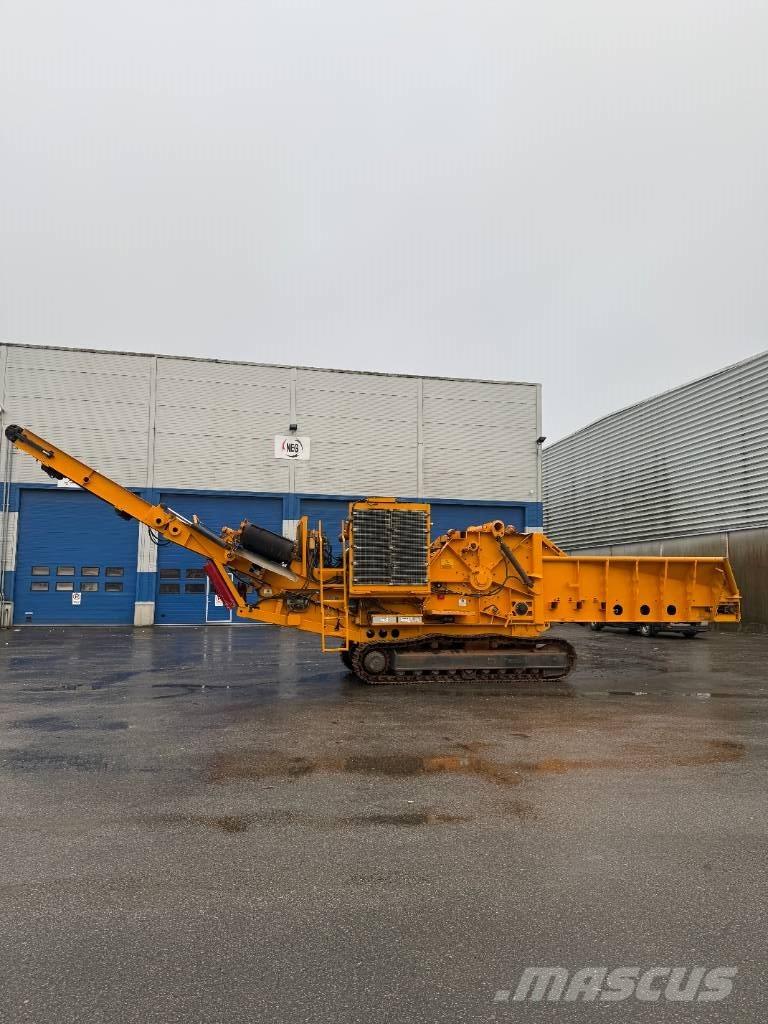 CBI 5400T Delimbers