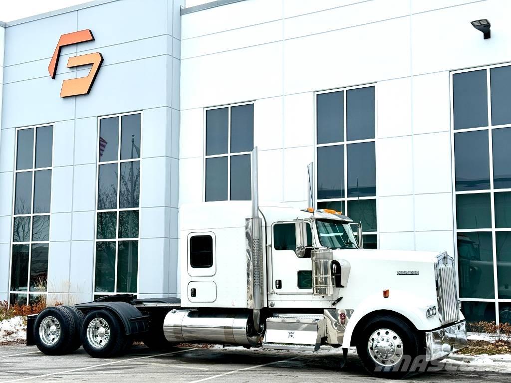 Kenworth W900 Tractor Units