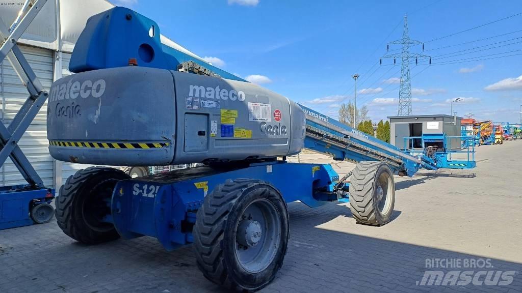 Genie S 125 Telescopic boom lifts
