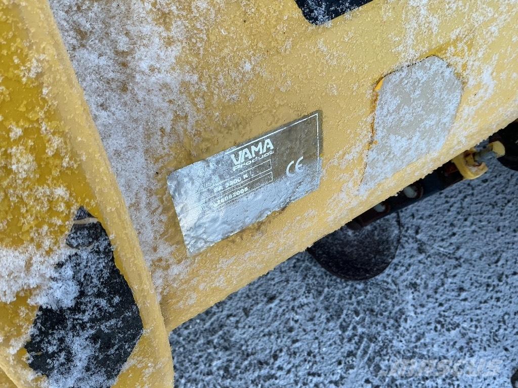 Vama EA 3200K Snow blades and plows