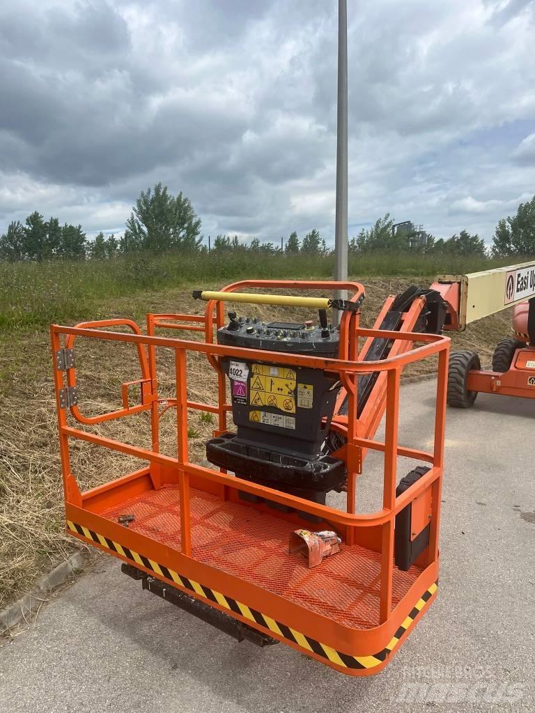 JLG M 600 JP Articulated boom lifts