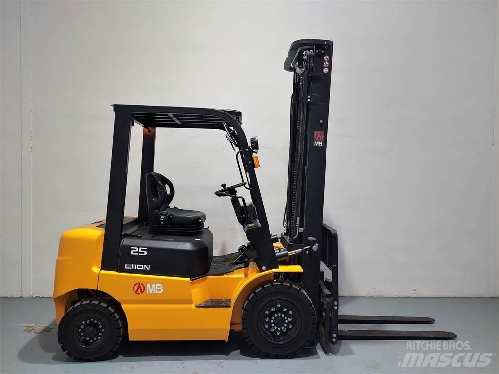  EFL252 Litio Electric forklift trucks