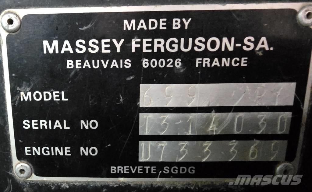 Massey Ferguson 699 Tractors
