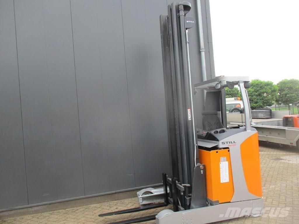 Still FM-X17 Reach trucks