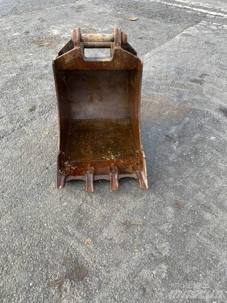 CNH GODET RETRO Other attachments and components