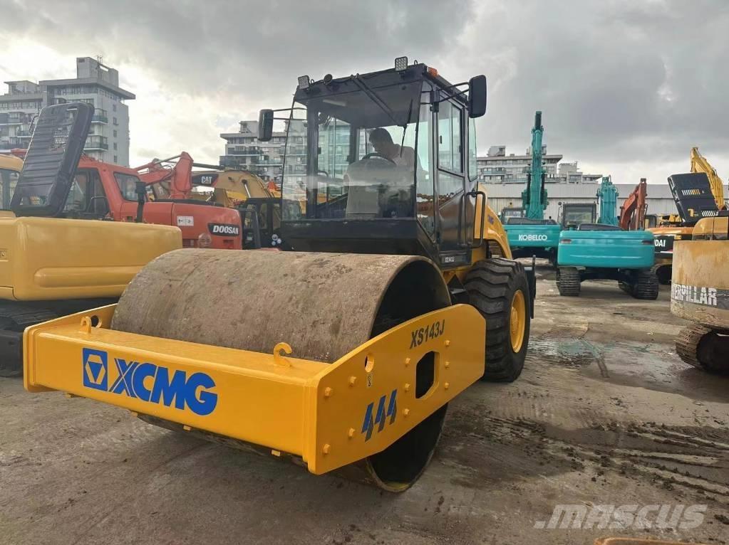 XCMG XS223 J Single drum rollers