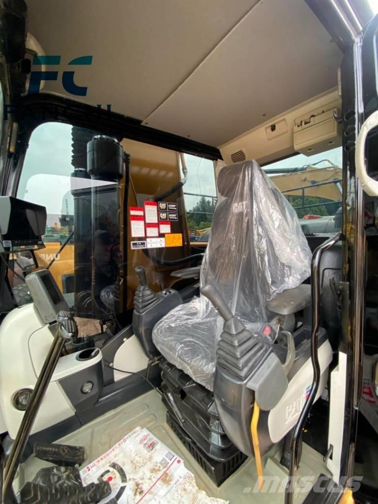 CAT 325D Crawler excavators