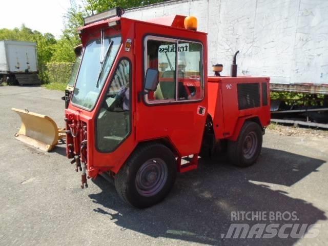 Trackless MTV Other road and snow machines