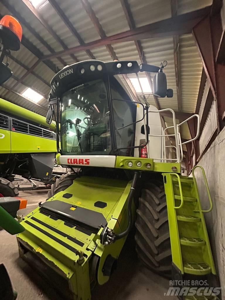 CLAAS Lexion 670 Combine harvesters