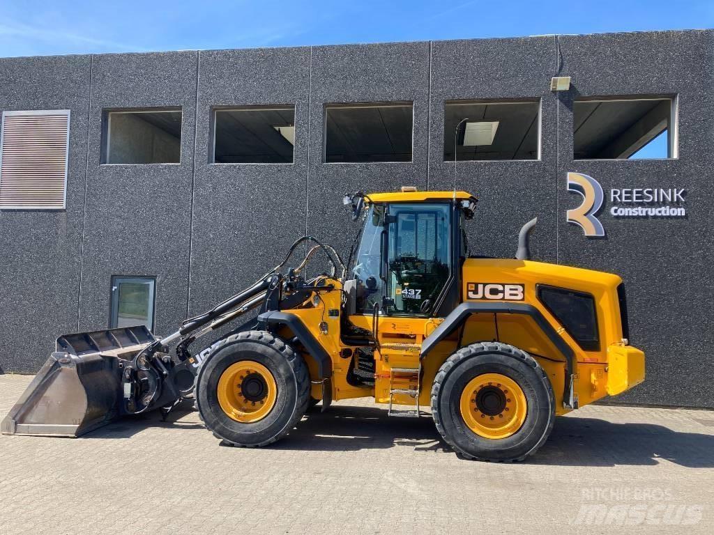 JCB 437 HT HL Wheel loaders