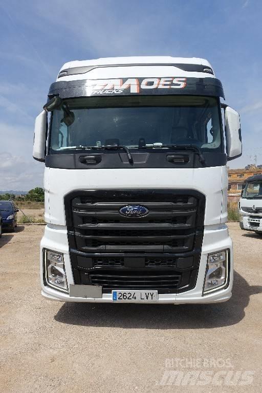 Ford F-MAX 500 Tractor Units