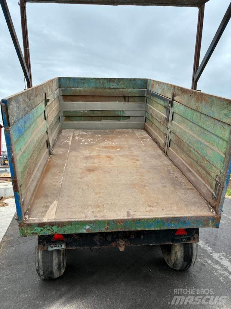 Möre T042 Grain / Silage Trailers