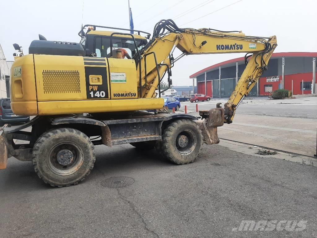 Komatsu PW 140-7 Wheeled excavators