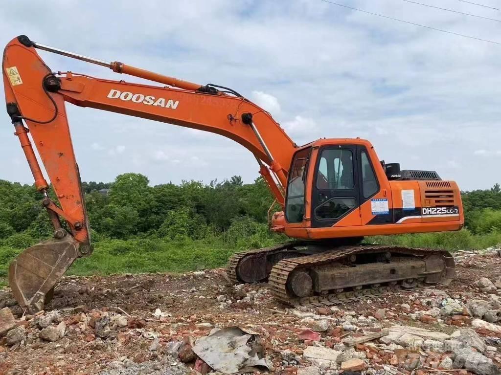 Doosan DH 225 LC-7 Crawler excavators