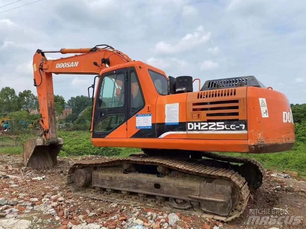 Doosan DH 225 LC-7 Crawler excavators