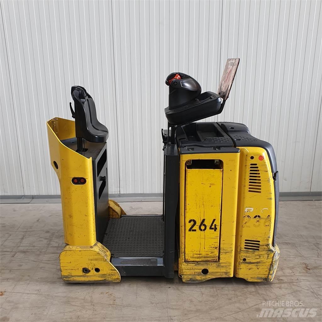Linde P30C Towing trucks