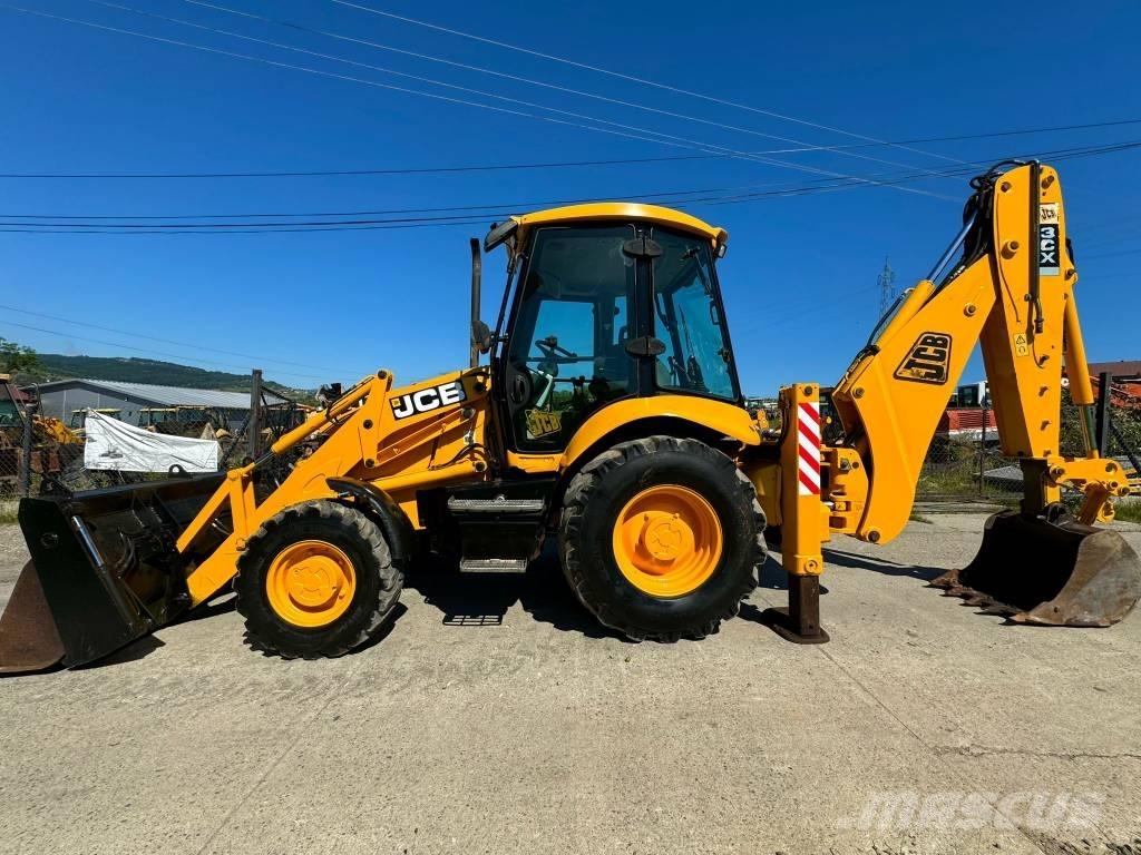 JCB 3 CX Backhoe loaders
