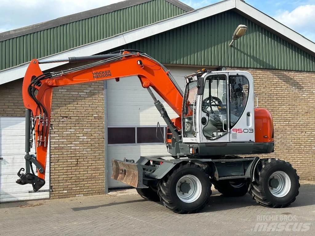 Neuson 9503 Midi excavators  7t - 12t