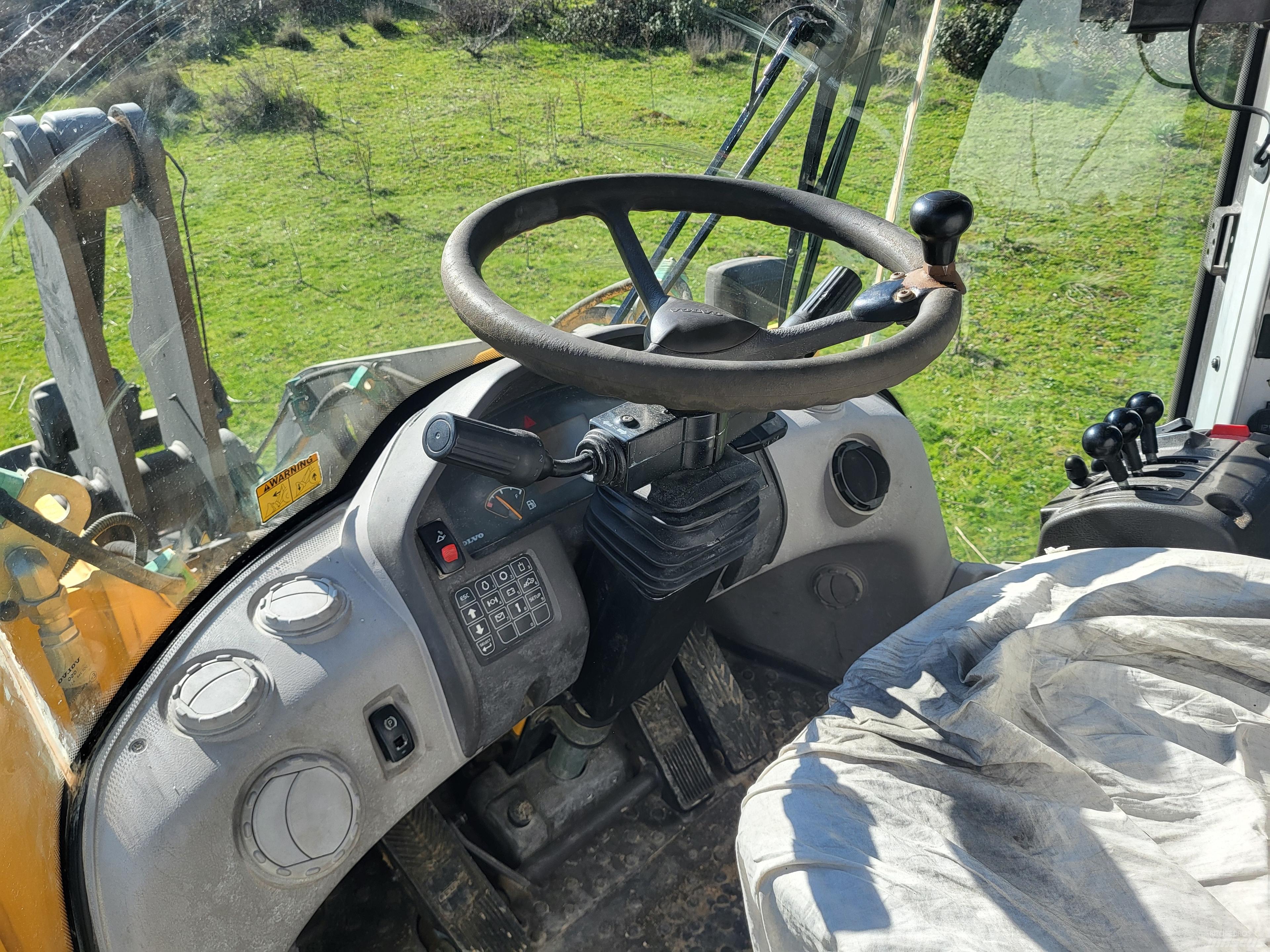 Volvo L90f Wheel loaders