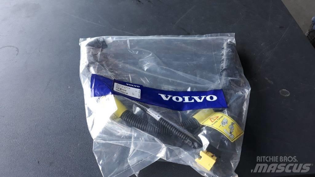 Volvo HOSE 22330354 Transportation - Others