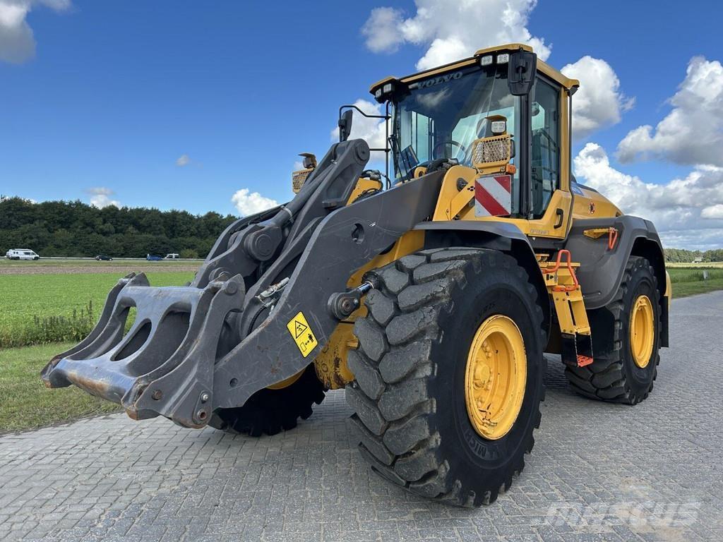Volvo L120H Wheel loaders