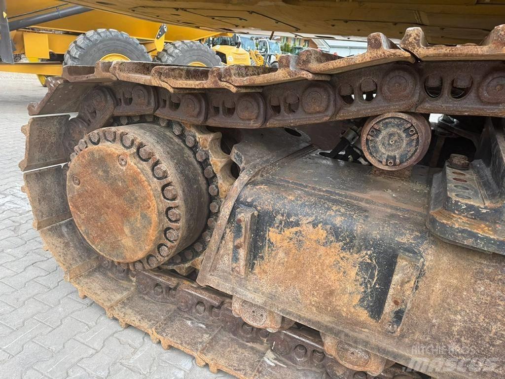 CAT 390 F L ME Crawler excavators