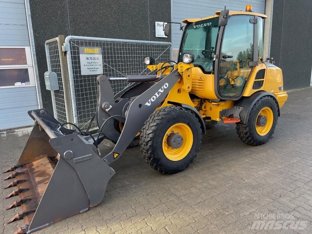 Volvo L28F Mini loaders