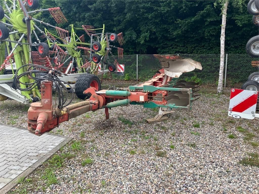 Kverneland PB100 Plows