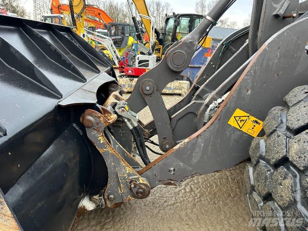 Volvo L 120 H Wheel loaders