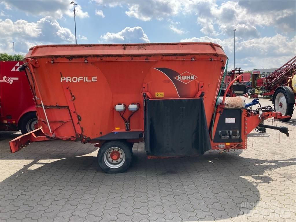Kuhn Profile 1670 Mixer feeders
