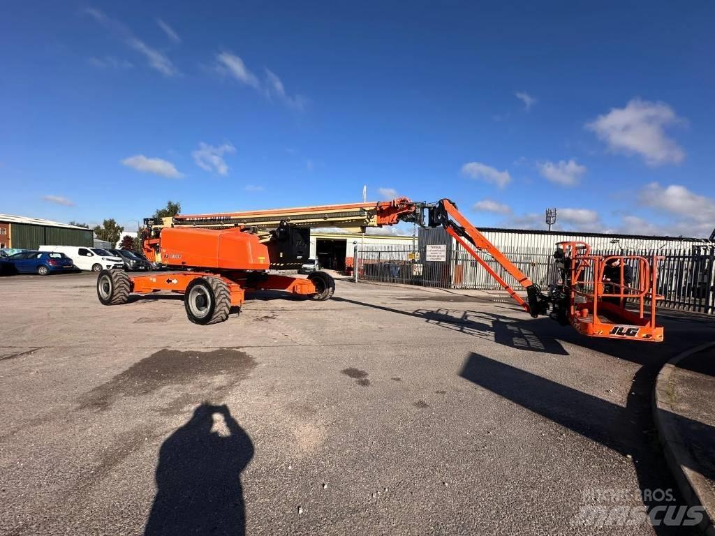 JLG 1500AJP Articulated boom lifts
