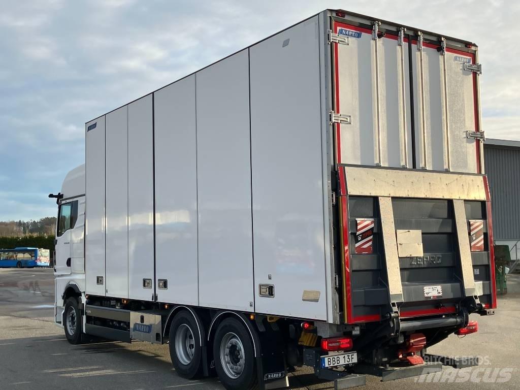 MAN TGX 26.520 Box body trucks