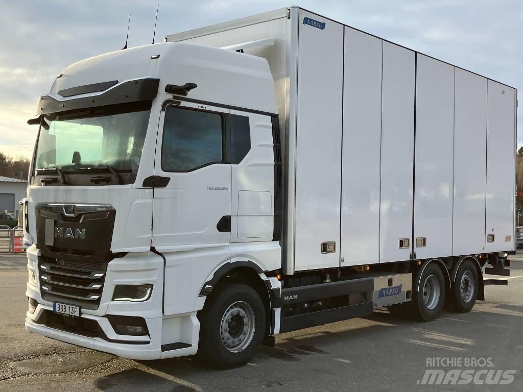 MAN TGX 26.520 Box body trucks