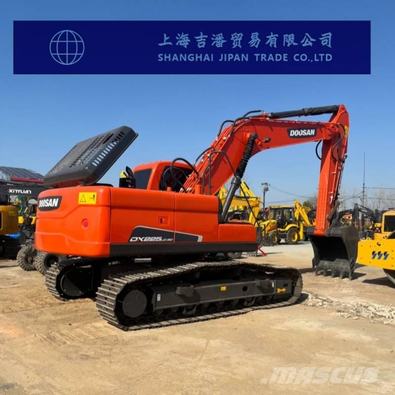 Doosan DX 225 LC Crawler excavators