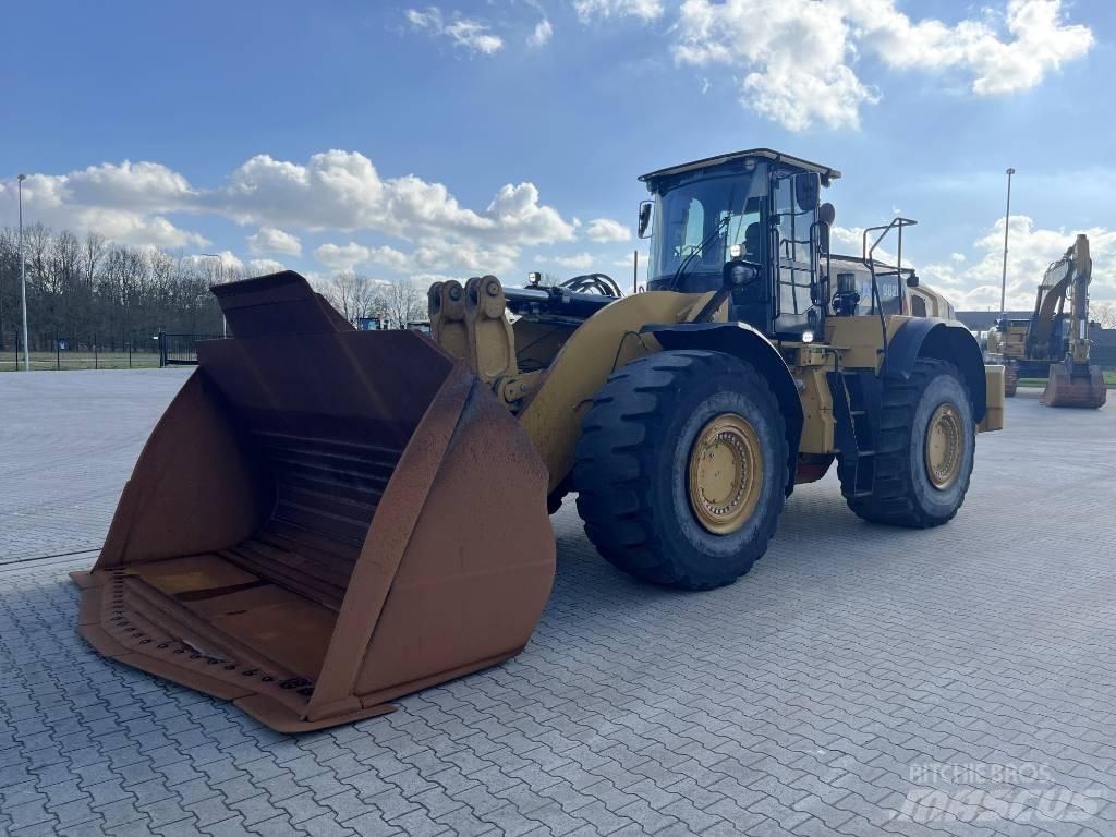 CAT 982M Wheel loaders