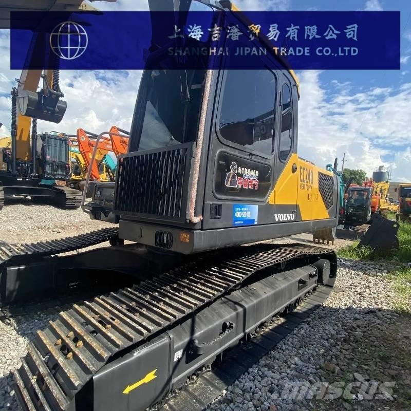 Volvo EC 240 Crawler excavators