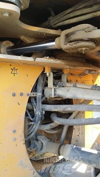 Volvo L180G Wheel loaders
