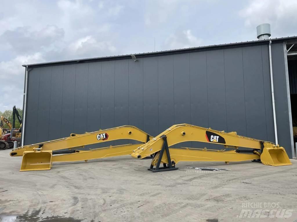 CAT 340D 18m Set Backhoes