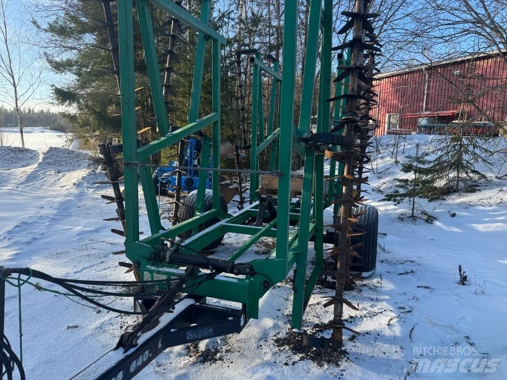 Kronos 6400L Harrows