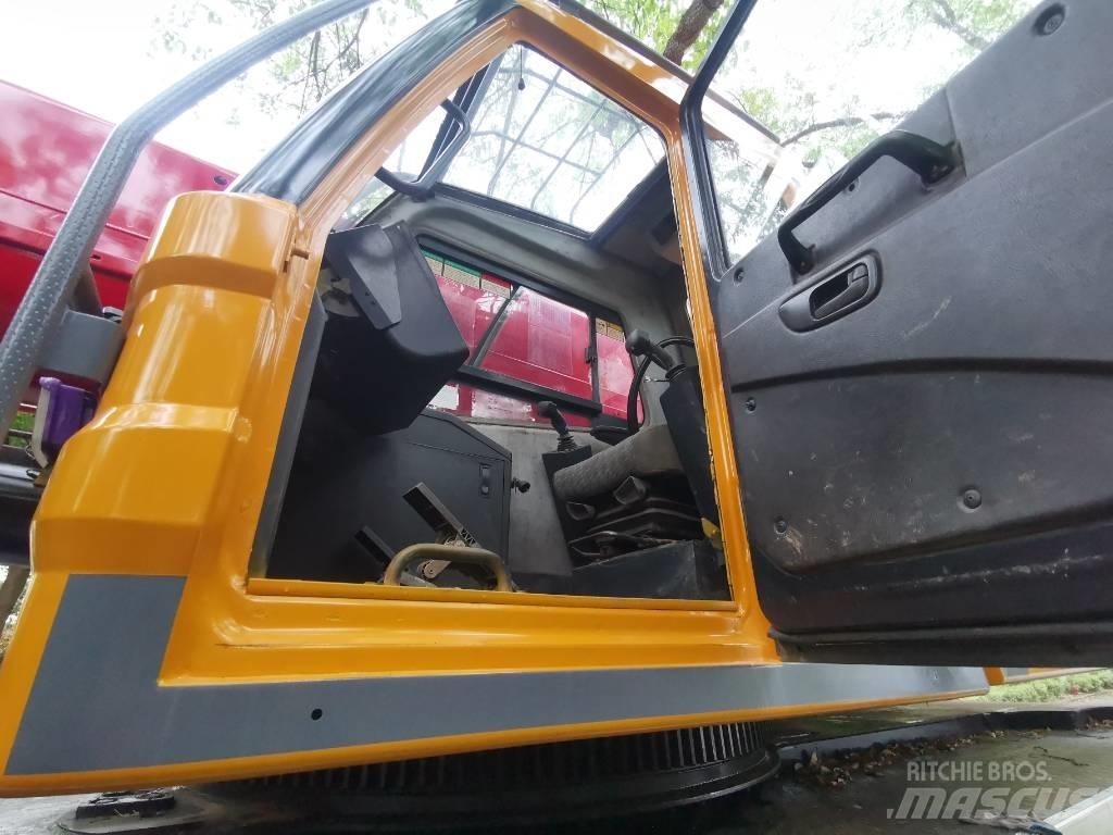 Sany STC 1250 All terrain cranes
