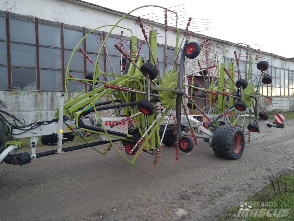 CLAAS Liner 4000 Rakes and tedders