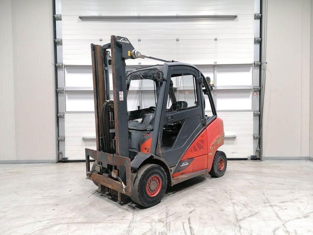 Linde H35D-02 Diesel trucks