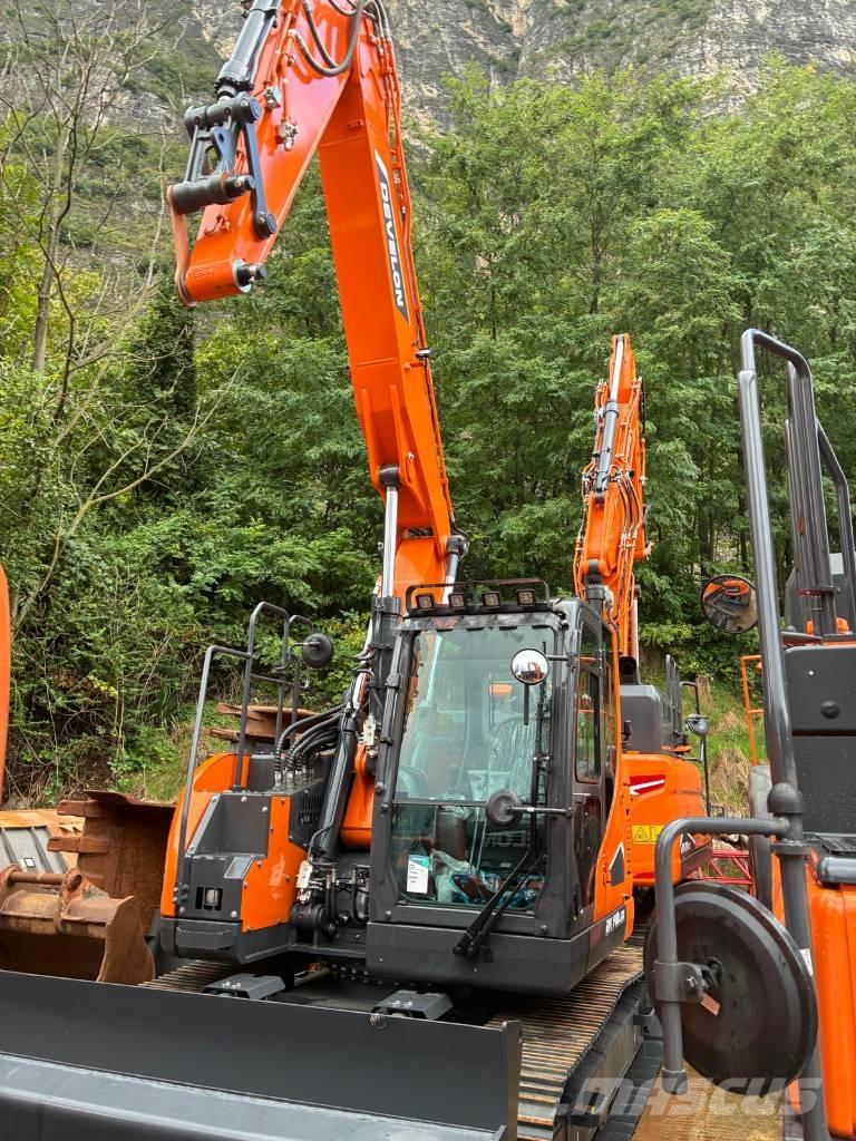 Develon DX 140 LCR-7 Crawler excavators