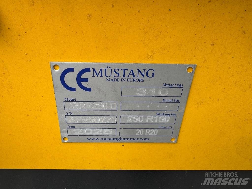 Mustang GRP 250 D Grapples