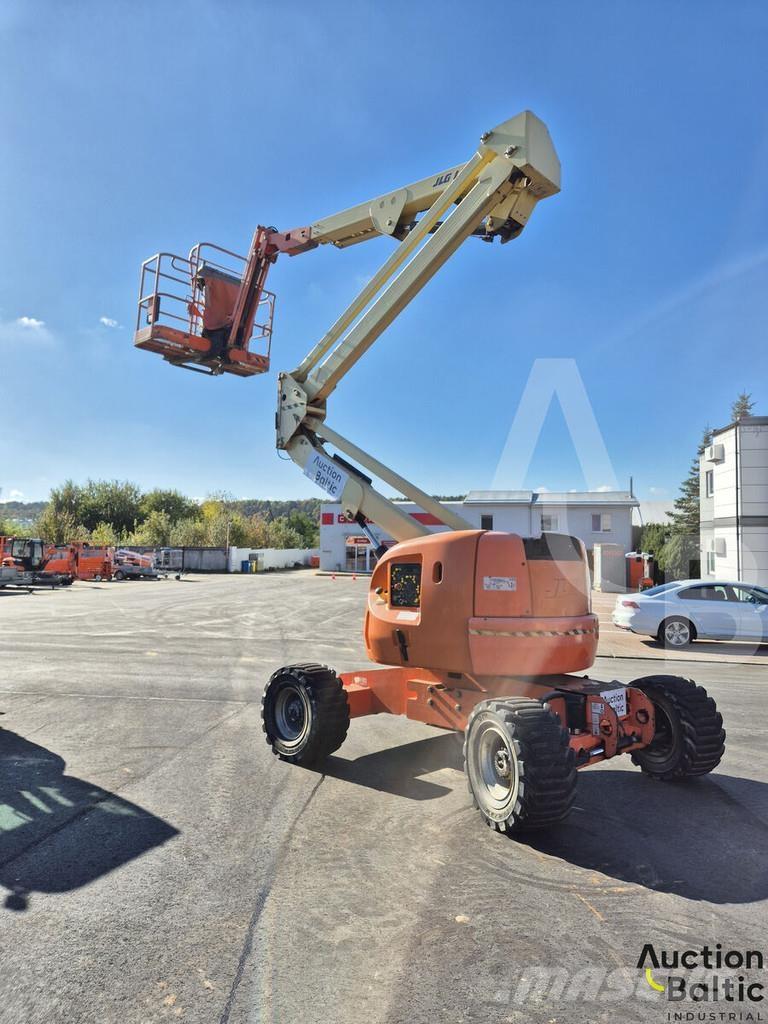 JLG 450 AJ Articulated boom lifts