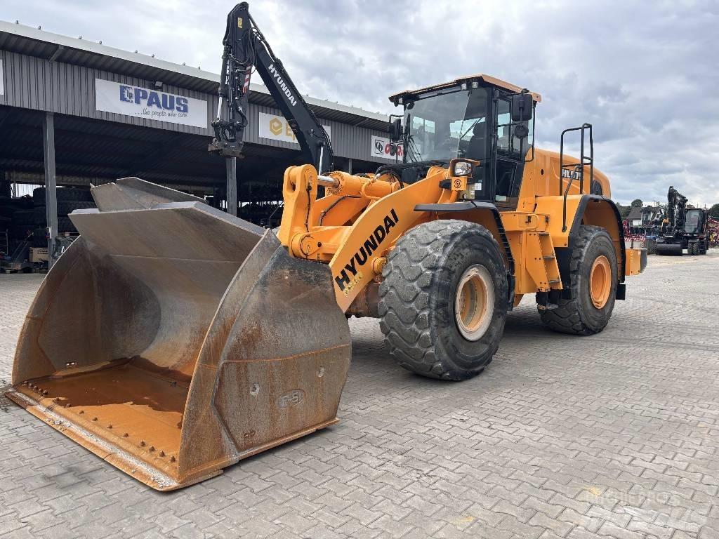 Hyundai HL 975 Wheel loaders